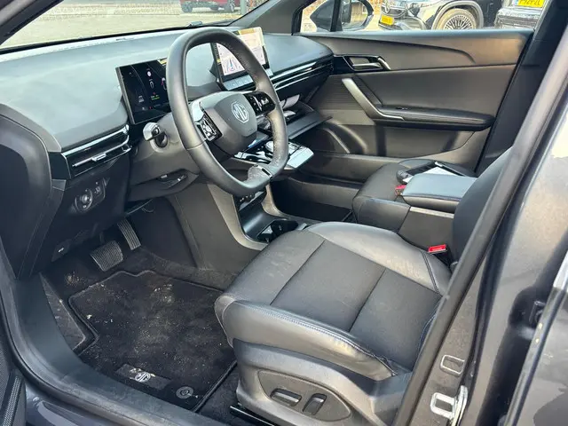 MG MG4 Electric Luxury 64 kWh 2024 Elektrisch 19
