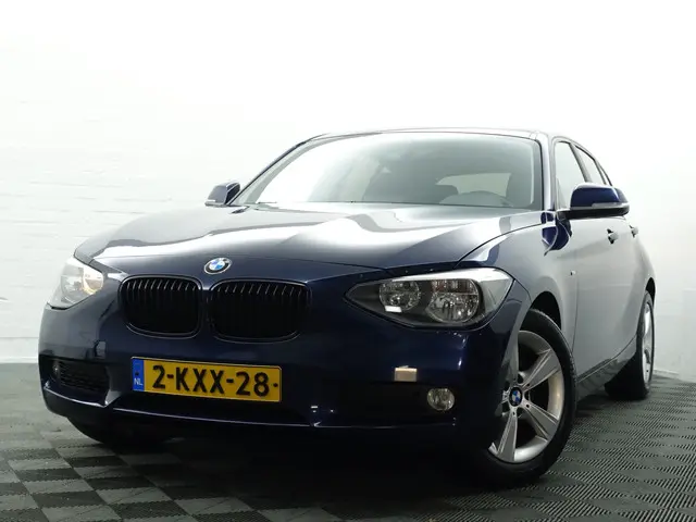 BMW 1 Serie 114i EDE High Executive 2013 Benzine 22