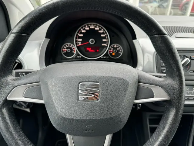 SEAT Mii 1.0 Sport Dynamic 2014 Benzine 22