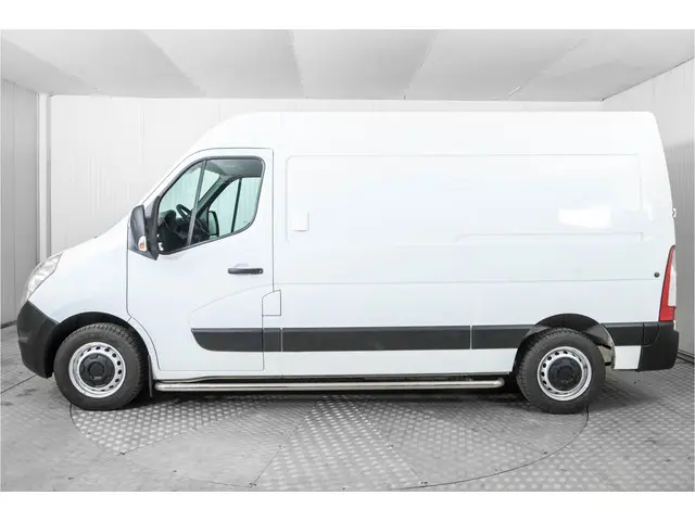 Renault Master T35 2.3 dCi L2H2 2018 Diesel 10