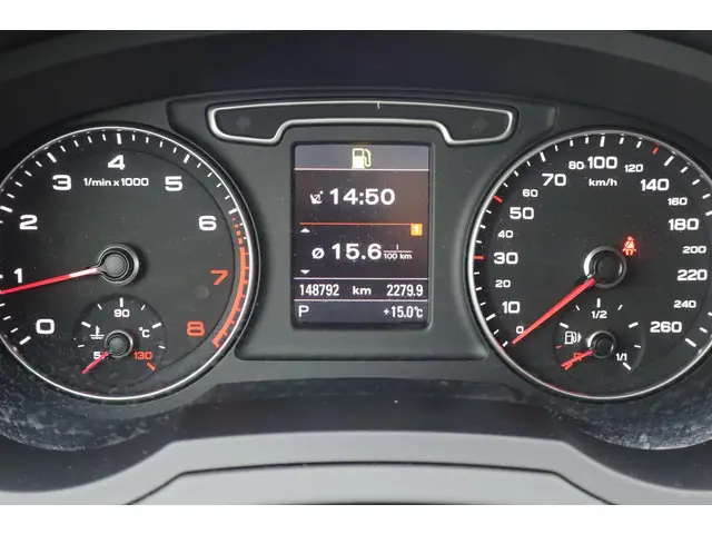 Audi Q3 1.4 TFSI Pro Line S 2014 Benzine 24