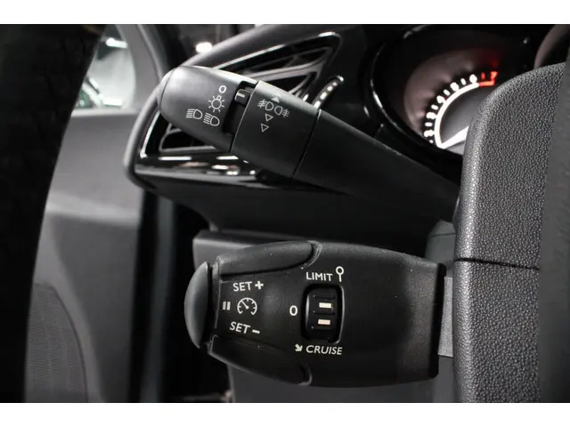 Citroën C3 1.2 VTi Collection 2013 Benzine 17