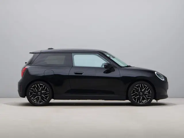 MINI 3-Deurs Cooper E 2024 Elektrisch 8