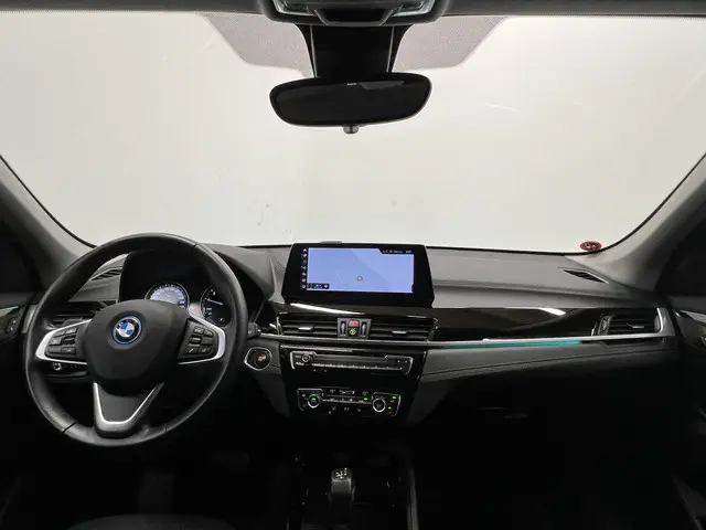 BMW X1 xDrive25e 2022 Hybride Benzine 29