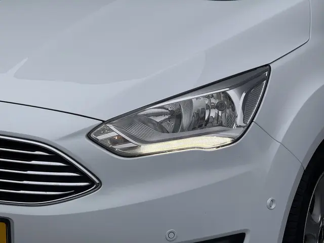 Ford C-MAX 1.5 Titanium 2015 Benzine 15