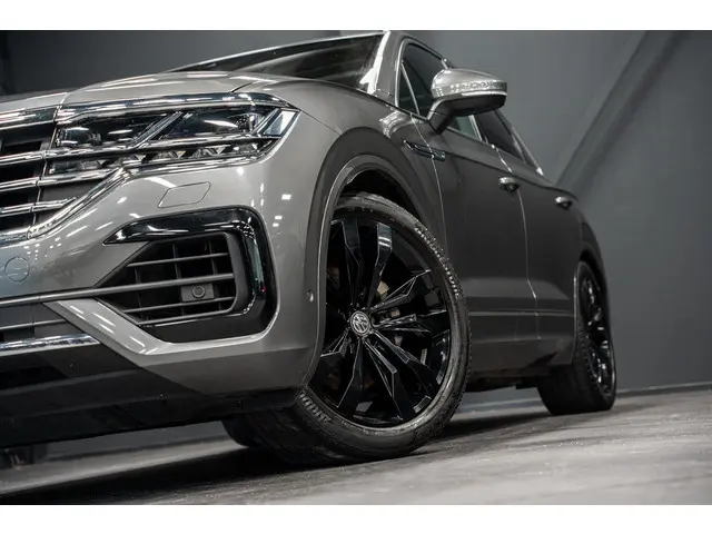 Volkswagen Touareg 3.0 TDI R-Line 2019 Diesel 4