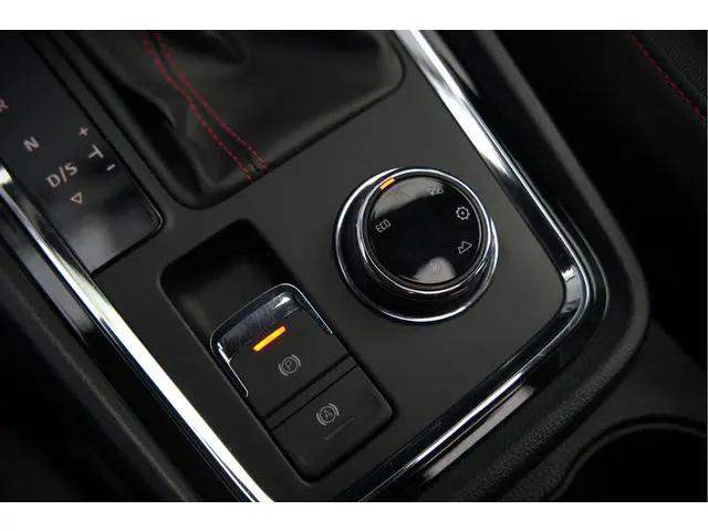 SEAT Ateca 2.0 EcoTSI FR 4DRIVE 2017 Benzine 64