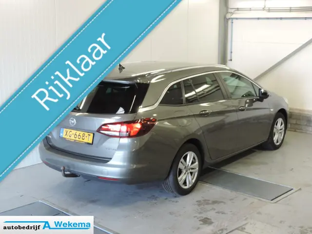 Opel Astra Sports Tourer 1.4 Online Edition 2018 Benzine 2