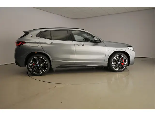 BMW X2 xDrive20i High Executive 2024 Benzine 4