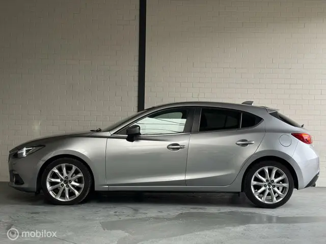 Mazda 3 2.0 GT-M Keyless Bose Xenon Leder 2015 Benzine 3