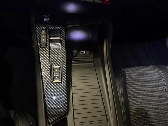 Peugeot 308 1.5 BlueHDi Allure Pack Business 2022 Diesel 8