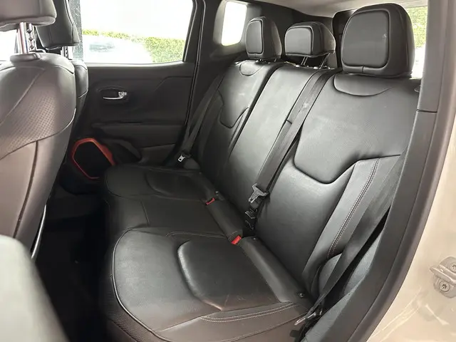 Jeep Renegade 1.4 MultiAir Opening Edition 2015 Benzine 8