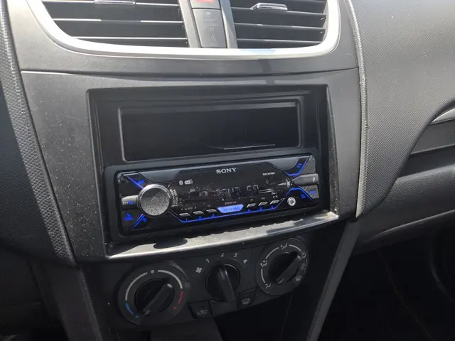 Suzuki Swift 1.2 Base 2012 Benzine 12