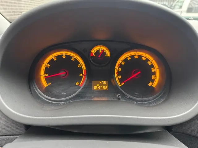 Opel Corsa 1.2 EcoFlex Selection 2013 Benzine 4