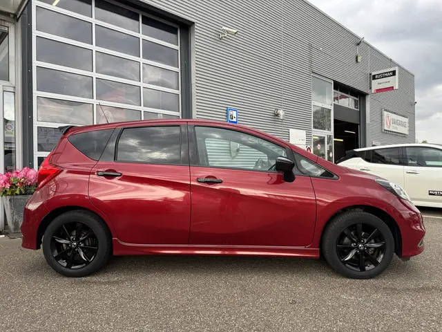 Nissan Note 1.2 Black Edition 2016 Benzine 7