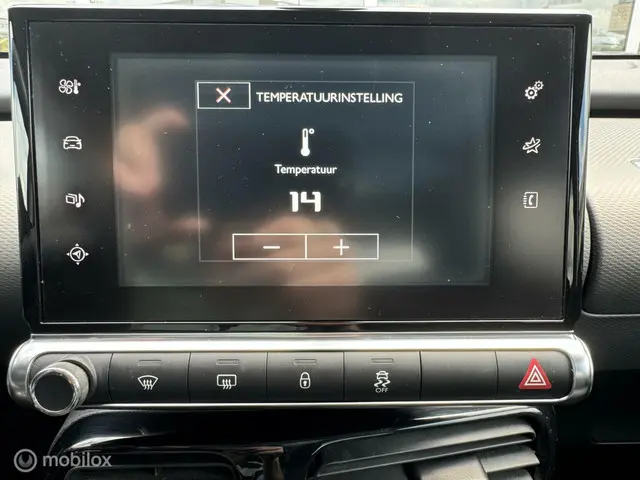 Citroën C4 Cactus 1.2 e-VTi Shine 2014 Benzine 2