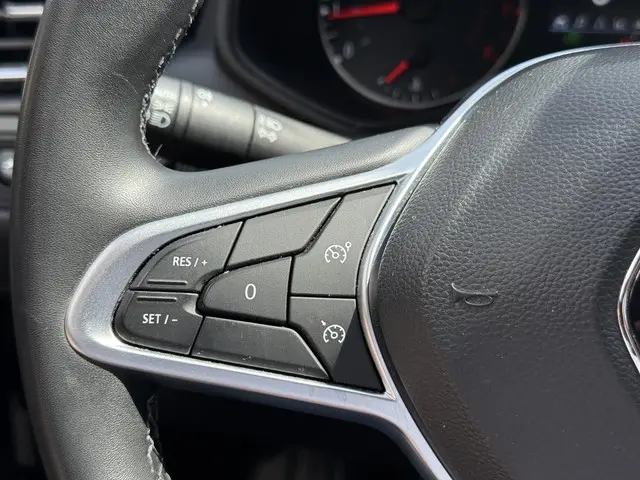 Renault Clio 1.0 TCe Zen 2021 Benzine 18