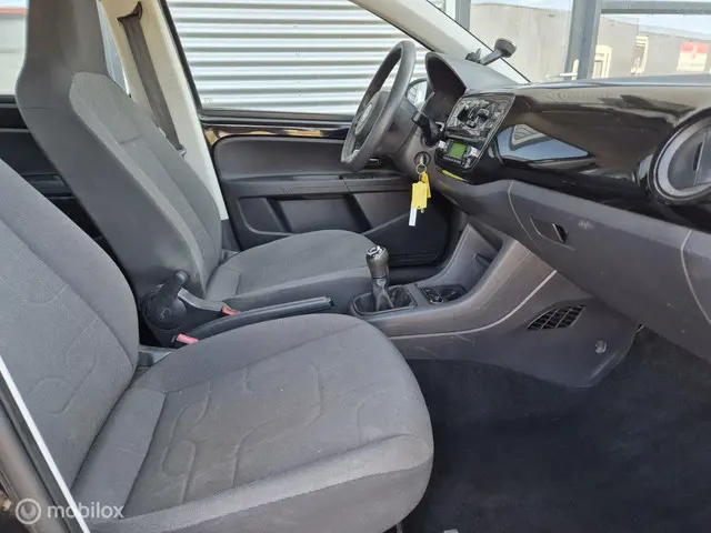 Volkswagen up! 1.0 move up! AIRCO NAVI NAP 2015 Benzine 15