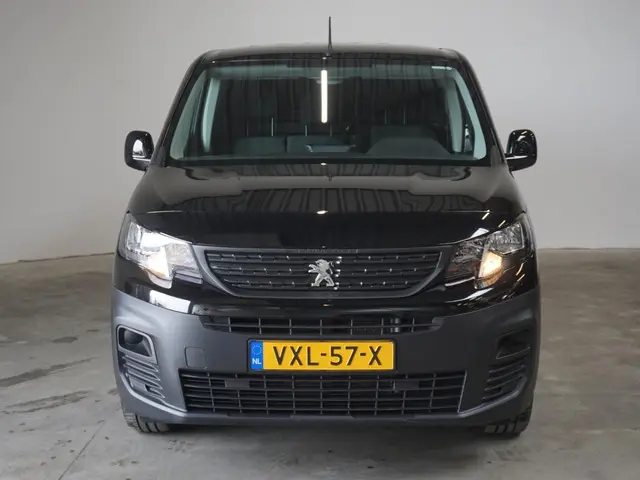 Peugeot Partner 1.5 BlueHDi 100 S&S L2 2023 Diesel 5