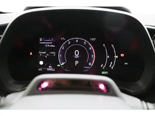 Lexus LBX 2WD 2024 Hybride Benzine 6