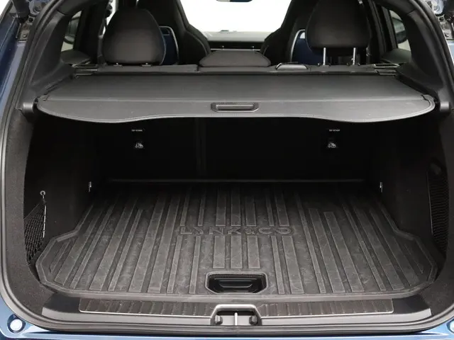 Lynk & Co 01 1.5 2023 Hybride Benzine 8