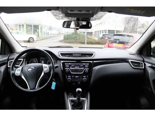 Nissan QASHQAI 1.2 Acenta 2015 Benzine 12