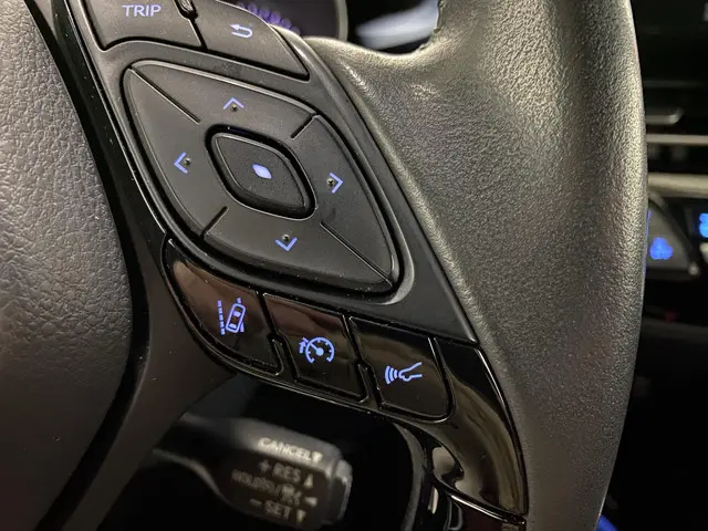 Toyota C-HR 2.0 Hybrid Style 2021 Hybride Benzine 22