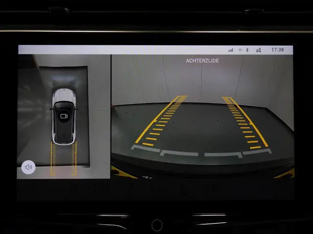 Lynk & Co 01 1.5 PHEV !NIEUW! 2025 Hybride Benzine 9