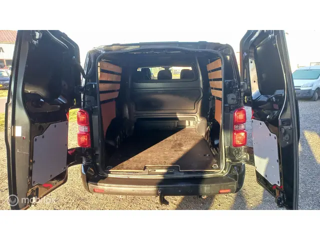 Opel Vivaro bestel 2.0 CDTI L2H1 Innovation 2020 Diesel 10