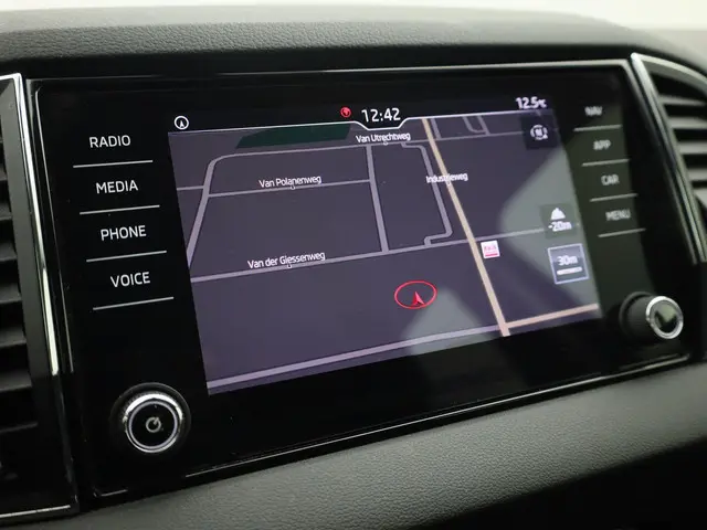 Škoda Karoq 1.5TSI/150PK ACT Clever Edition 2018 Benzine 7