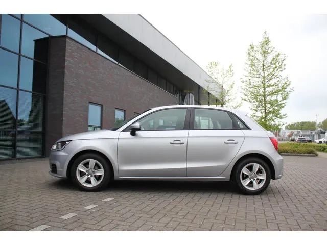 Audi A1 Sportback 1.4 TDI Sport Pro Line 2015 Diesel 6