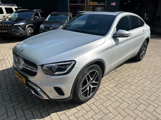 Mercedes-Benz GLC Coupé 200 4MATIC 2019 Hybride Benzine 13