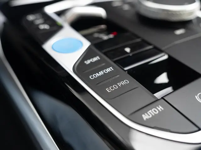 BMW i4 M50 2023 Elektrisch 31