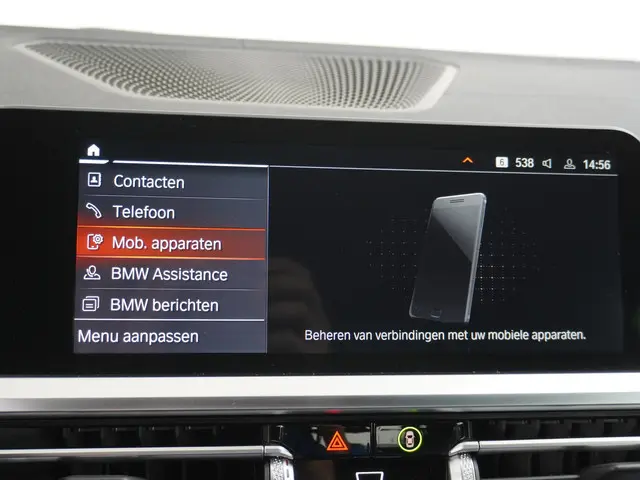 BMW 4 Serie Cabrio 420i High Executive 2021 Benzine 32