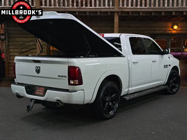 Dodge Ram 1500 5.7 V8 4x4 Sport, 2016 LPG/Gas 9