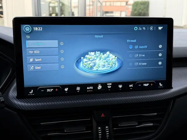 Ford Kuga 2.5 PHEV ST-Line X 2025 Hybride Benzine 39