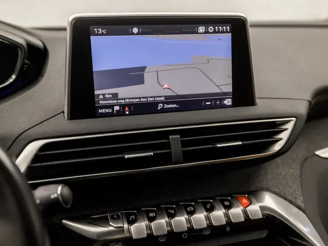 Peugeot 5008 1.2 PureTech GT-Line Deluxe 2018 Benzine 31