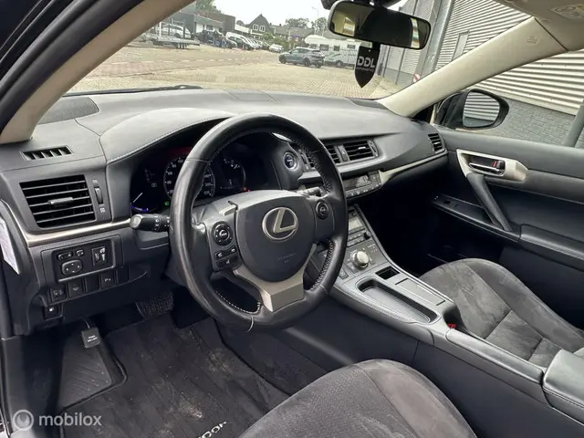 Lexus CT 200h AUTOMAAT, NETTE STAAT 2015 Hybride Benzine 10