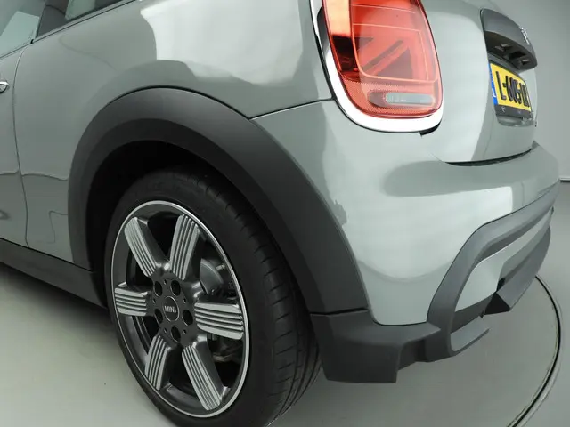 MINI 3-Deurs One 2021 Benzine 27