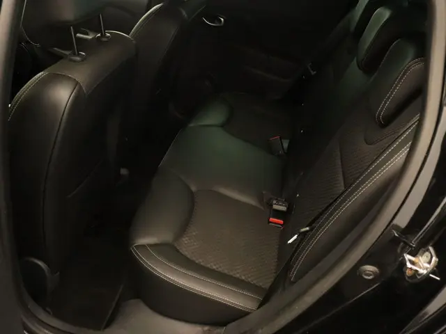 Renault Clio 0.9 TCe Intens 2017 Benzine 14
