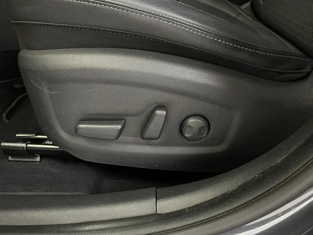 Hyundai Kona EV Premium 64 kWh 2021 Elektrisch 38