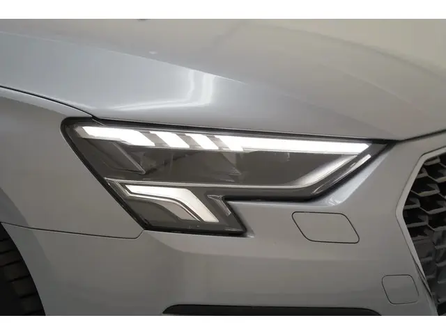 Audi A3 35TFSI S-Line[RS Velg Pano Leder] 2020 Benzine 31