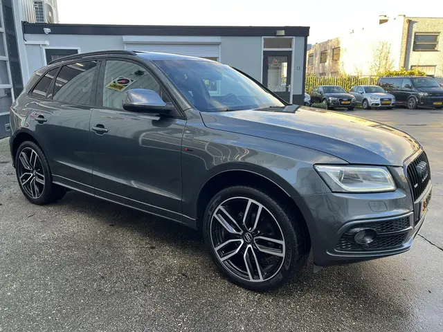 Audi Q5 2.0 TFSI quattro Sport Edition 2014 Benzine 2