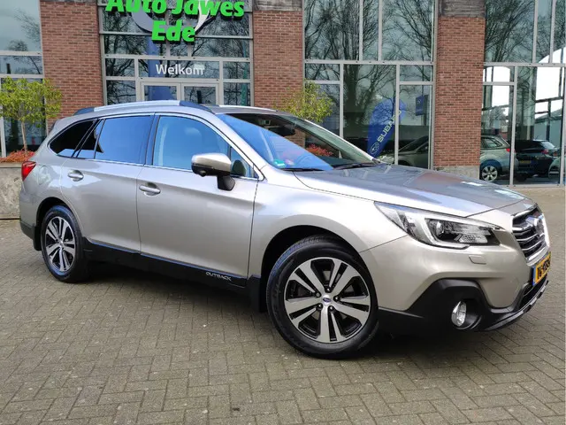 Subaru Outback 2.5i Premium 2018 Benzine 8