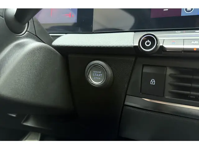 Opel Astra Sports Tourer 1.2 Level 4 2025 Benzine 29