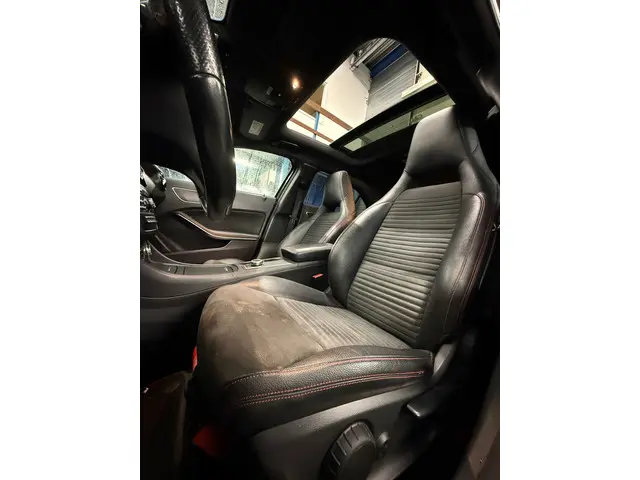 Mercedes-Benz A-Klasse 250 Sport Prestige 2015 Benzine 35