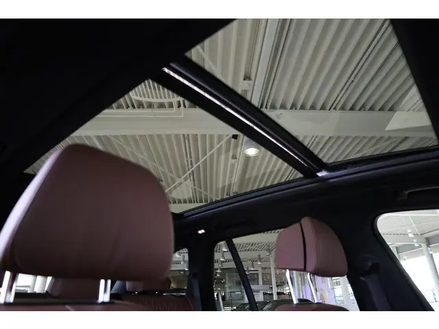 BMW X5 xDrive45e 2021 Hybride Benzine 29