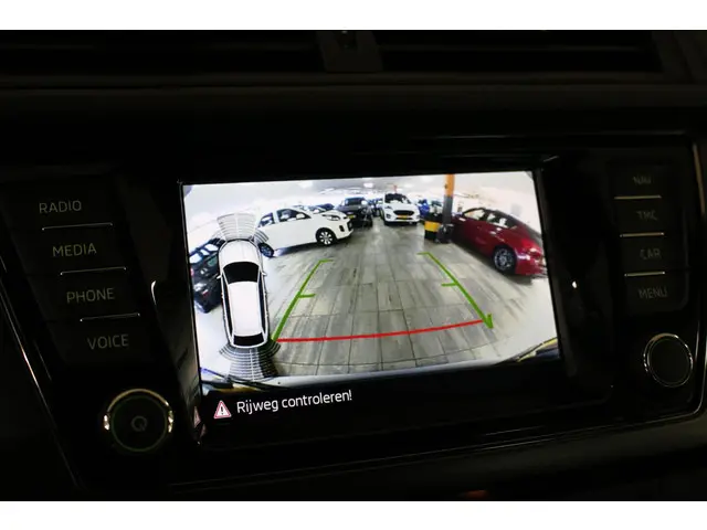 Škoda Fabia Combi 1.0 TSI Sport Business 2020 Benzine 23