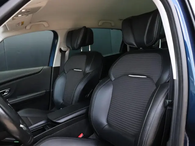 Renault Grand Scénic 1.2 TCe Bose 2017 Benzine 12