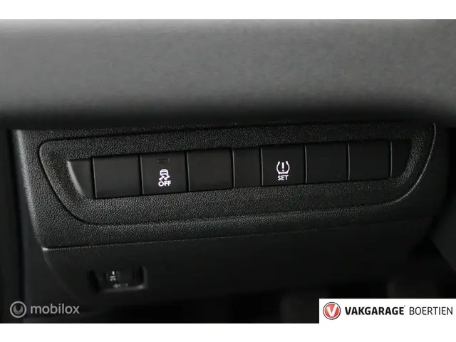 Peugeot 208 1.0 PureTech LIKE 2014 Benzine 25